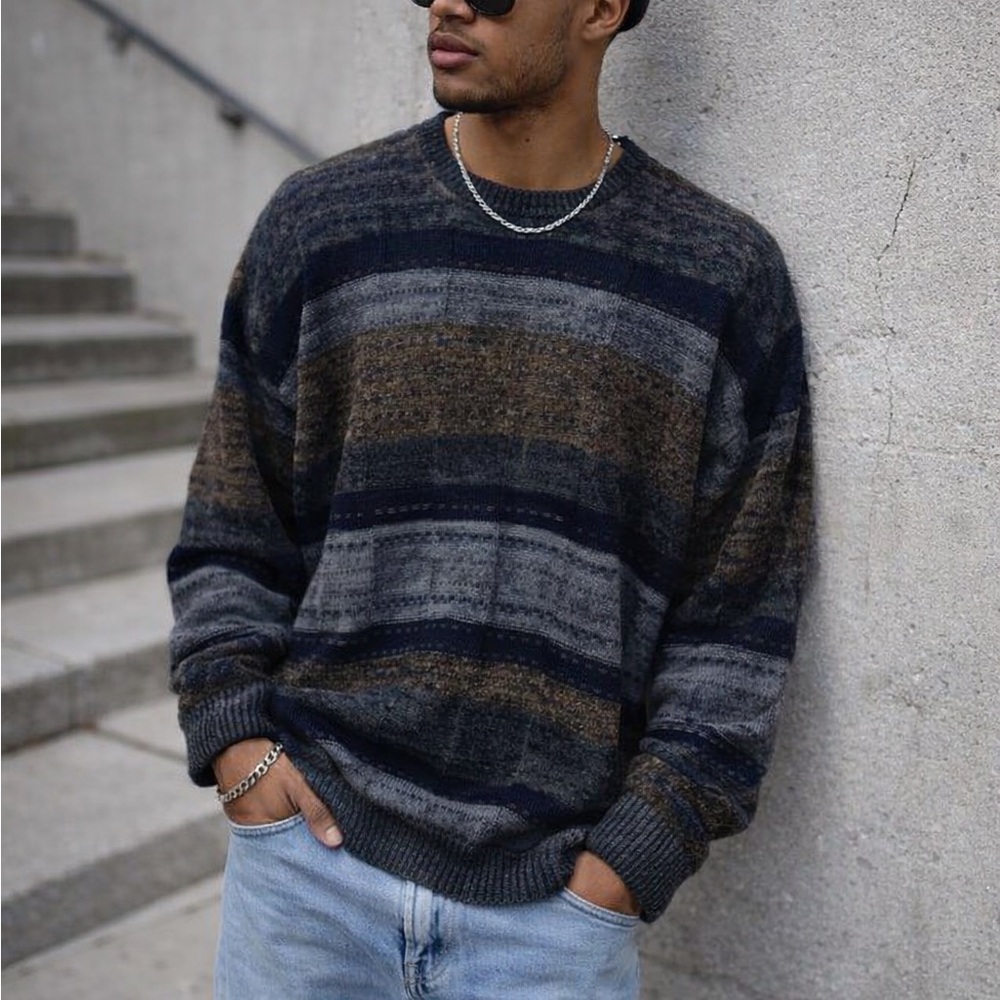 Gianfranco Ruffini vintageMen's Casual Striped Crewneck Sweater - Navy and Brown